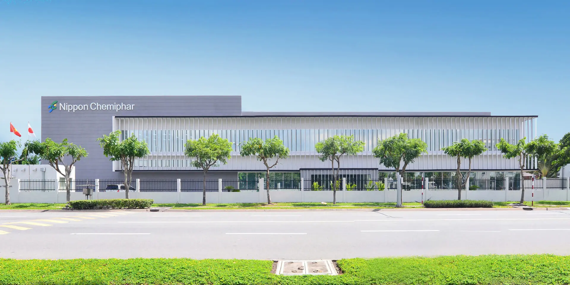 Nhà máy dược Nippon Chemiphar tiêu chuẩn GMP