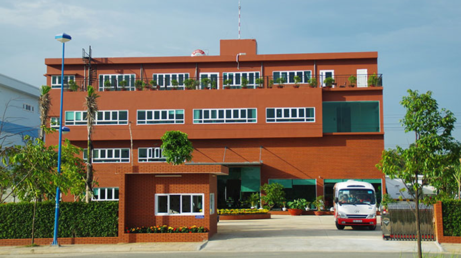 Nhà máy sản xuất thiết bị Y tế UHC